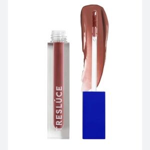 Tresluce daring liquid lip tint